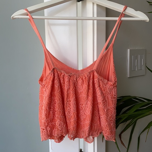 Charlotte Russe summer crop top - Picture 3 of 4